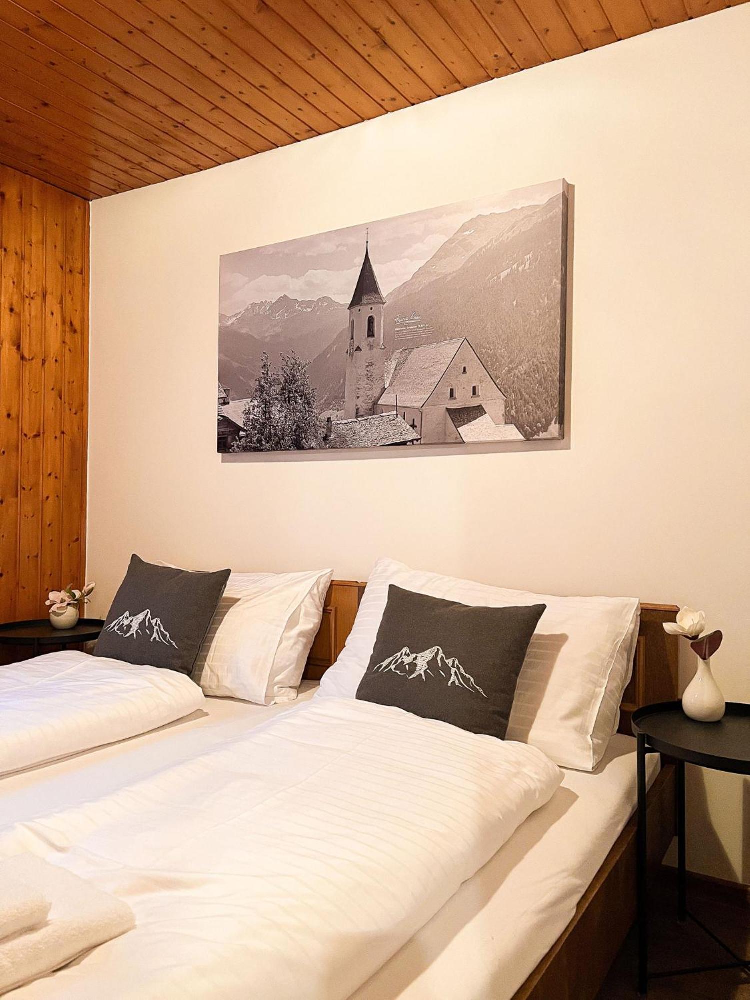 Spitzen Blicke - Apartments Silbertal Exterior photo